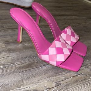 NEVER WORN Marc Fisher heels